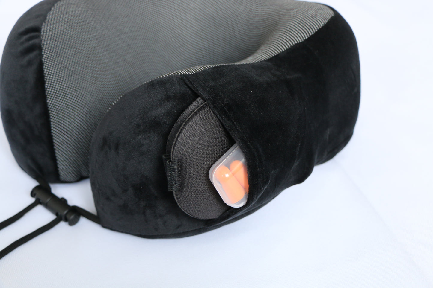 Memory Foam Nekkussen Inclusief Slaapmasker & Oordopjes - Reiskussen - Vliegtuig Kussen - Travel Pillow : Zwart